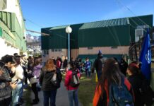 Trabajadores del Ministerio de Educación continúan reclamando igualdad salarial