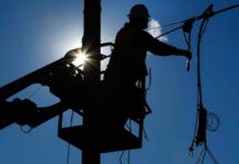 Un proyecto busca compensar a los usuarios por los cortes de luz y agua