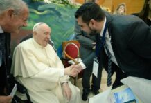 El gobernador y los intendentes despidieron a Francisco