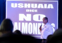 “No son proyectos, son intenciones de bajar una ley que protege las aguas de Tierra del Fuego”