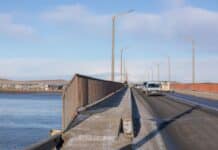 Empiezan los trabajos en el puente Mosconi y piden no transitar por la vereda izquierda