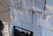 Robaron un reflector en plena calle