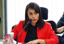 Una concejal de La Libertad Avanza le contestó a un periodista con el Código Penal