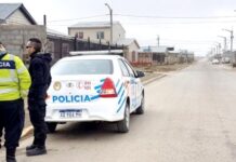 Lo apuñalaron en una pierna y murió