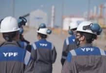 El sindicato de petroleros privados se manifestó contra los retiros voluntarios en el sector