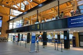 Empezó el paro de controladores aéreos