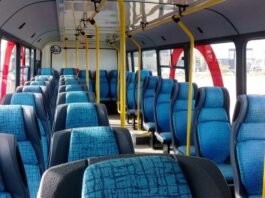 Se pelearon en el colectivo y terminaron en la comisaría