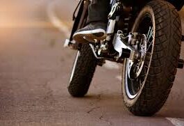 Atropelló a una mujer y huyó