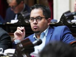 “Melella no tiene rumbo”