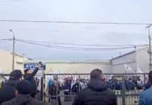 Salarios suspendidos: Los trabajadores tomaron la planta de Aires del Sur