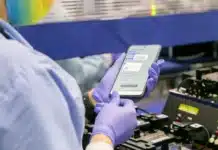 “Fabricábamos el 70% del celular y ahora viene importado”