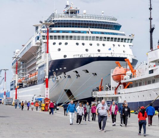 Según la Cámara de Turismo, la intervención del puerto daña la imagen del destino Ushuaia