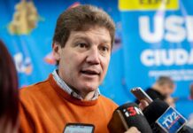 “En la próxima elección vamos a elegir más legisladores, pero ellos quieren reducir el gasto político”