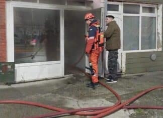Se incendió un local comercial en Río Grande