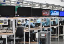 Las electrónicas dejan de planificar la producción ante la baja constante de la demanda