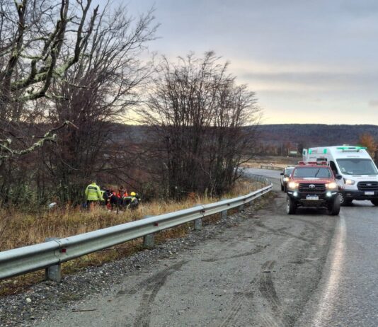 Se tiró a descansar al lado de la Ruta y casi se muere congelado