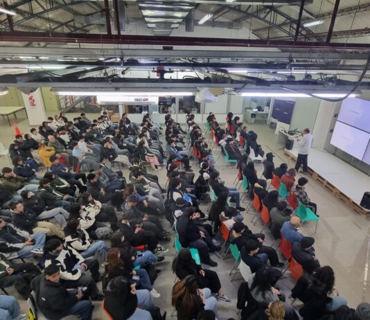 La Fundación Mirgor inauguró nuevo edificio con una capacitación masiva