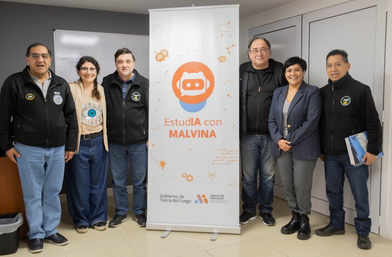 Presentaron “Estudiá con Malvina”: El avatar fueguino para acercar la gesta de Malvinas a las aulas
