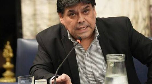 “Adorni es la punta del iceberg de la corrupción generalizada del Gobierno”