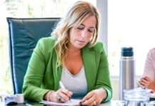 “Manchan a un equipo de trabajo, no a una funcionaria política”