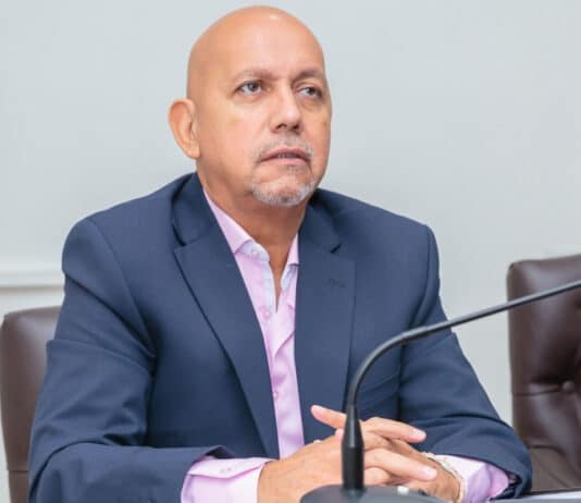 Para Villegas, los docentes “han hecho un ejercicio abusivo de las medidas de fuerza”