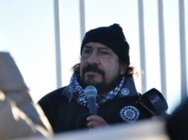 “La provincia está travesando una crisis y nos preocupa que no haya ningún tipo de expresión”