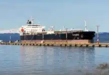 Un buque británico entró al puerto intervenido de Ushuaia: La reacción del gobierno provincial