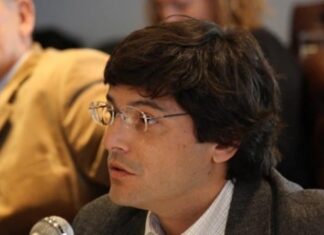“Lo que se está haciendo en el puerto es la privatización por la fuerza”