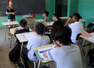 Abren las preinscripciones a primer año del secundario para hermanos o convivientes
