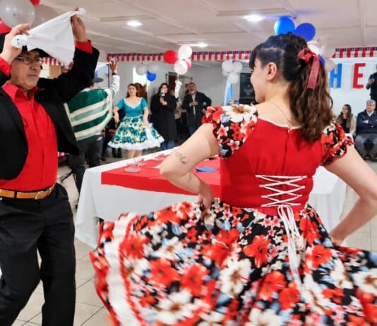 ACHER abrió las festividades chilenas junto al consulado y la comunidad riograndense