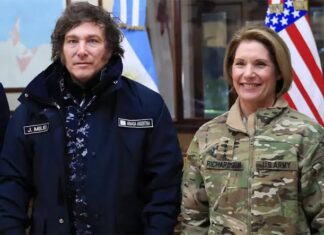 “La base naval avanza a ritmo lento por el desfinanciamiento de este presidente”